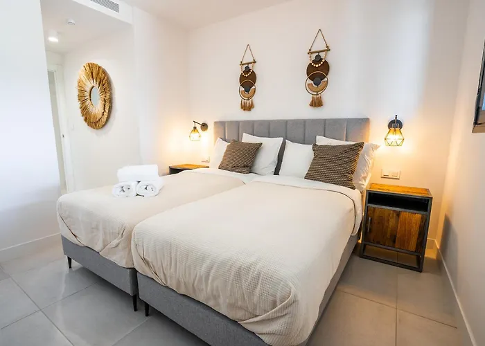 Neue In Andalusien An Der Costa Del Sol - Boho Style - 40 Qm Terrasse, 3-bedroom, Pool, Gym, Work Lounge Lägenhet *