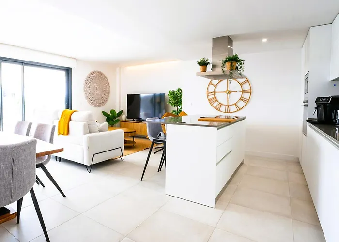 Neue In Andalusien An Der Costa Del Sol - Boho Style - 40 Qm Terrasse, 3-bedroom, Pool, Gym, Work Lounge Estepona