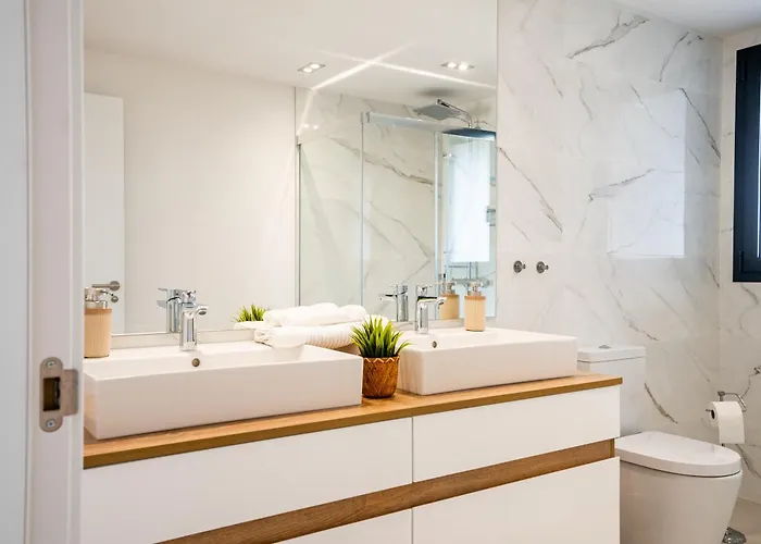 Neue In Andalusien An Der Costa Del Sol - Boho Style - 40 Qm Terrasse, 3-bedroom, Pool, Gym, Work Lounge Lägenhet *