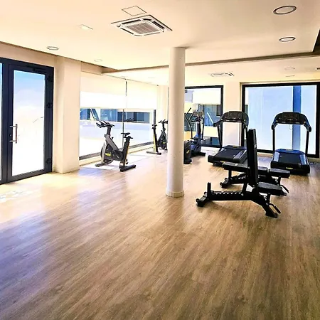 Appartement Neue In Andalusien An Der Costa Del Sol - Boho Style - 40 Qm Terrasse, 3-bedroom, Pool, Gym, Work Lounge Estepona
